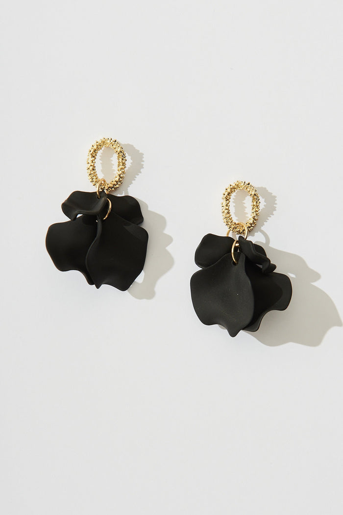 August + Delilah Gallant Earrings In Black - St Frock (Dev)