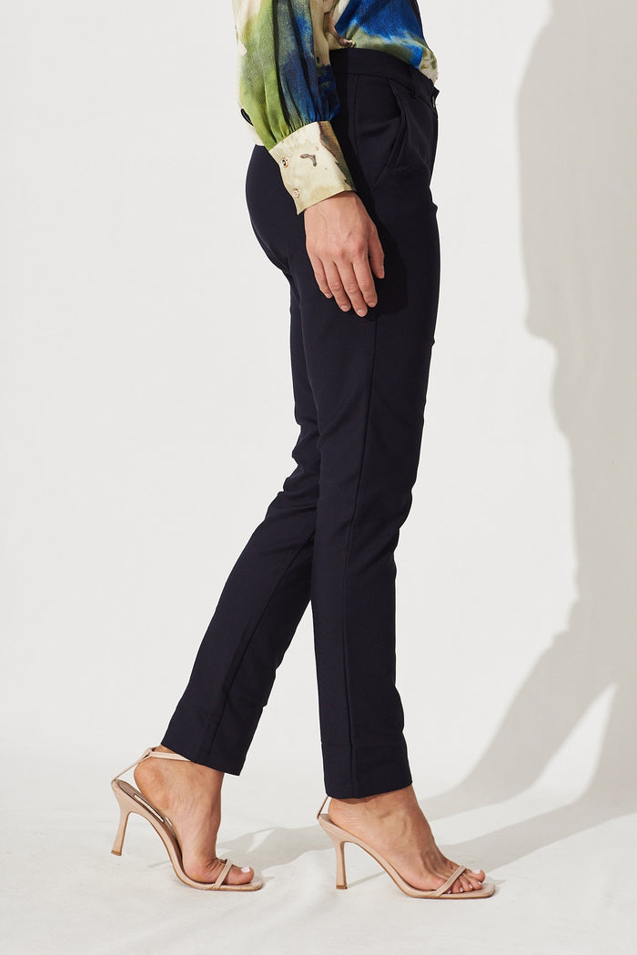 Strasbourg Pant In Navy Cotton Blend - side