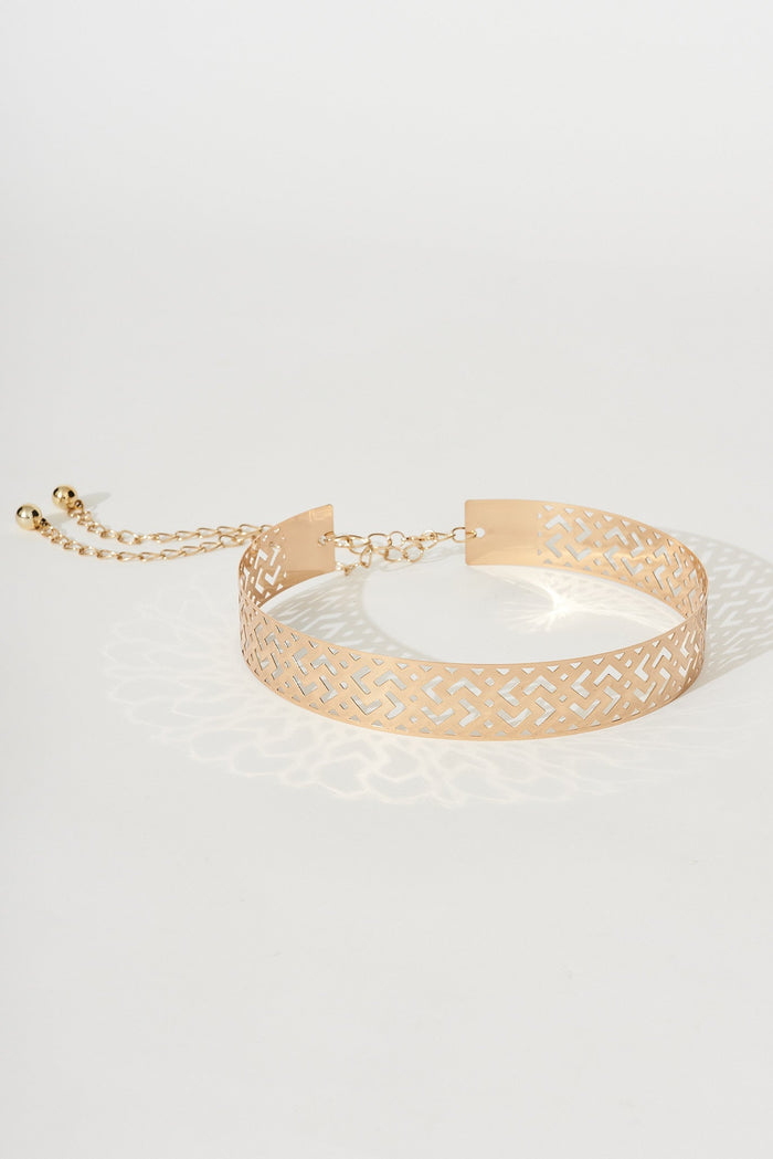 August + Delilah Malta Belt In Gold - front
