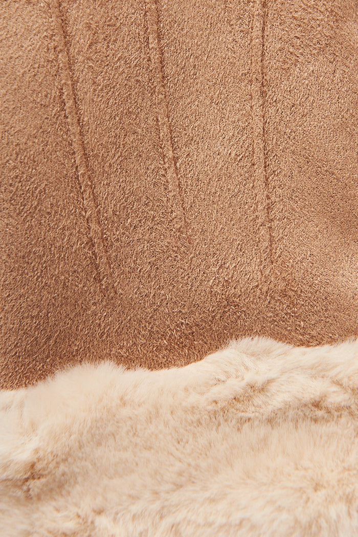 August + Delilah Poly Gloves In Light Brown Suedette - detail
