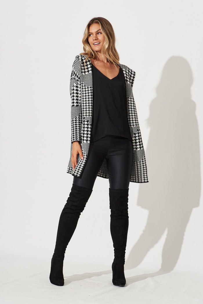 Maulden Knit Hood Cardigan In Black Houndstooth Wool Blend - full length