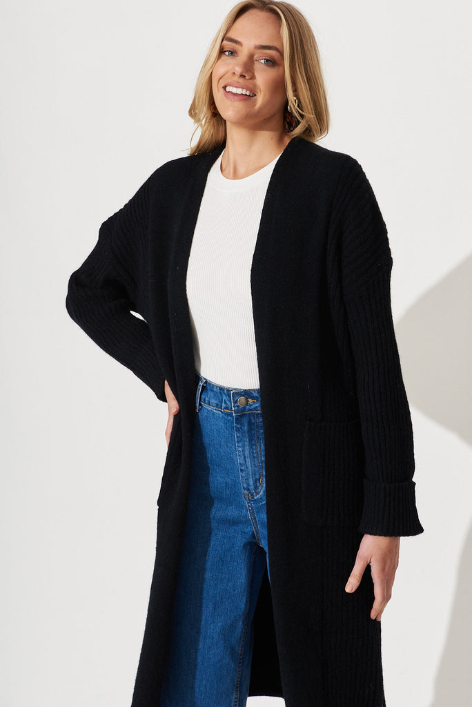 Mosman Knit Cardigan In Black Wool Blend - front