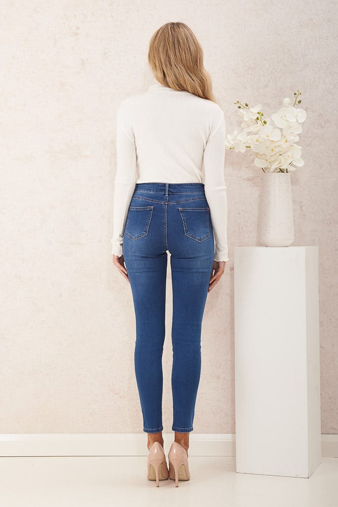 Brooklyn Mid Rise Jeans In Dark Blue Denim - St Frock (Dev)
